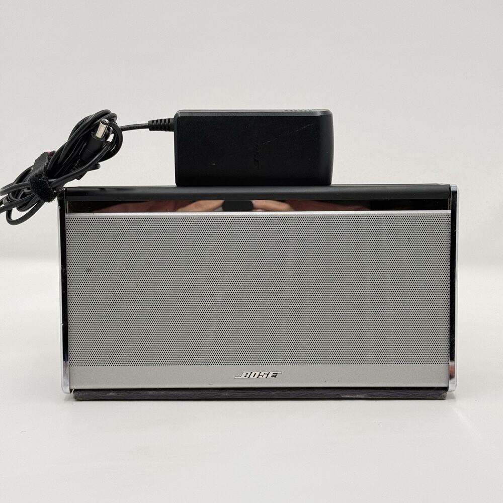 Bose SoundLink II Mobile Bluetooth Speaker Black Leather Red Edition